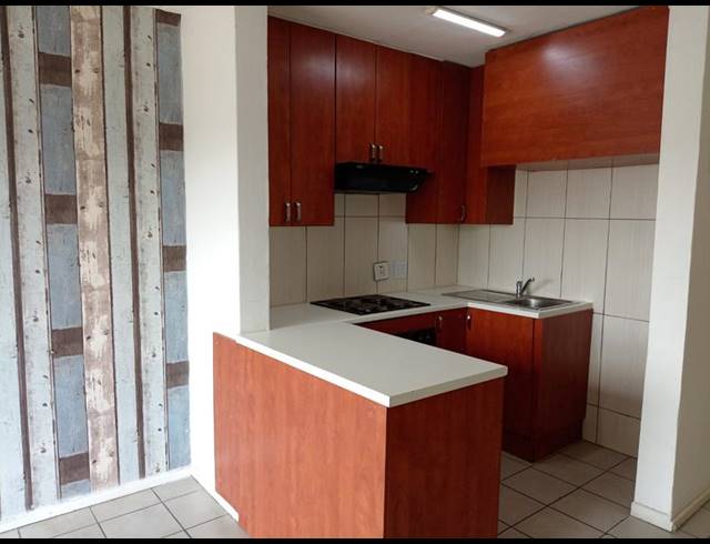 1 BEDROOM APARTMENT FOR SALE IN SANDOWN